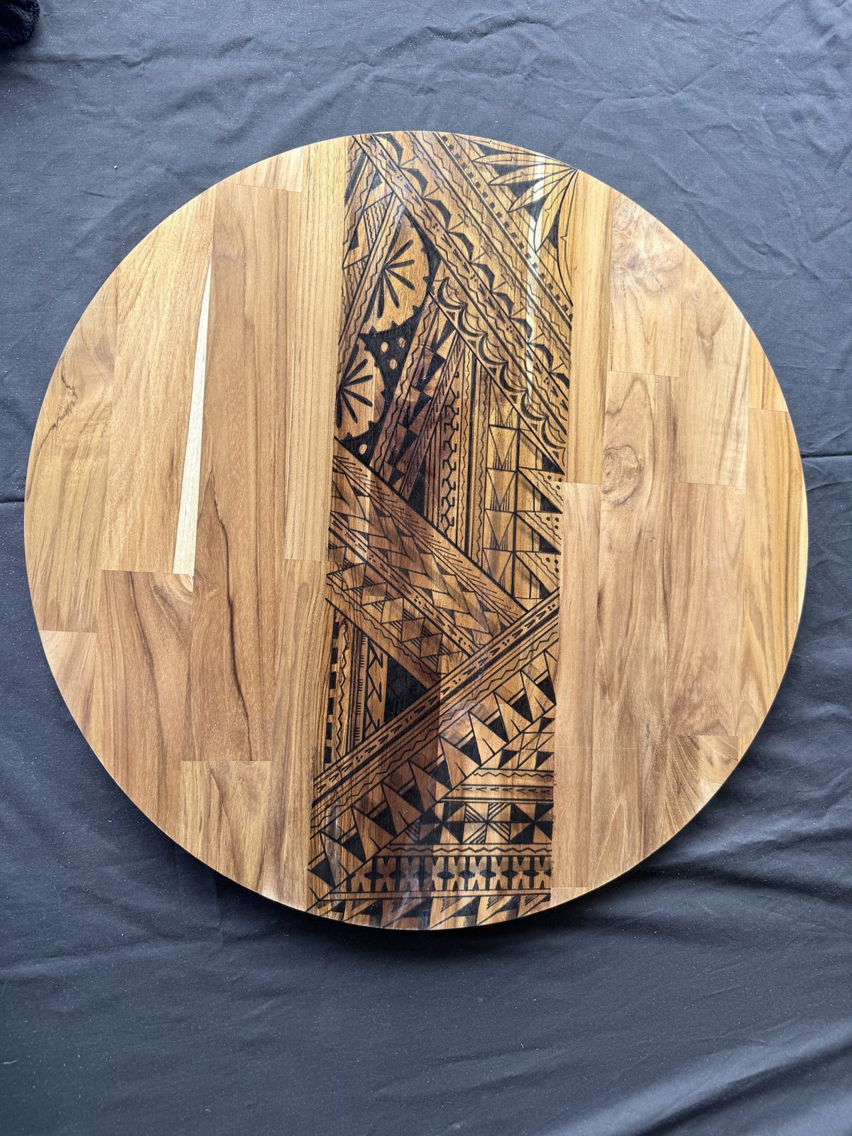 Hori.Inc Pasifika platter, hand-painted centre band