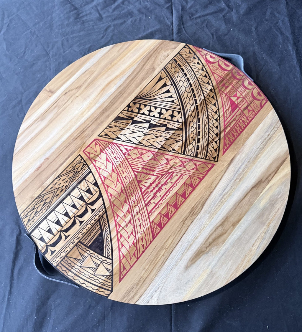 Hori.Inc Pasifika platter with handles, red and black hand-painted pattern