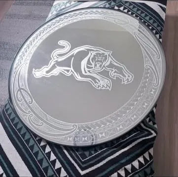 One-off engraved club mirror with Pasifika border